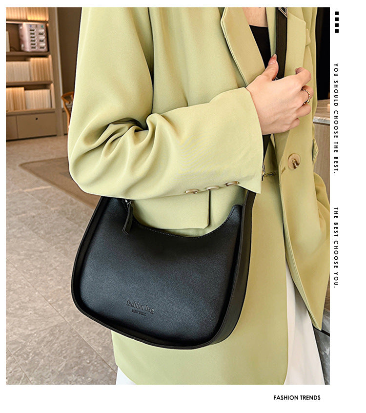 Small Belt Buckle Design Shoulder Bags for Women 2024 New Fashion Trend Designer Crossbody Bag Underarm Bag Handbags Brown