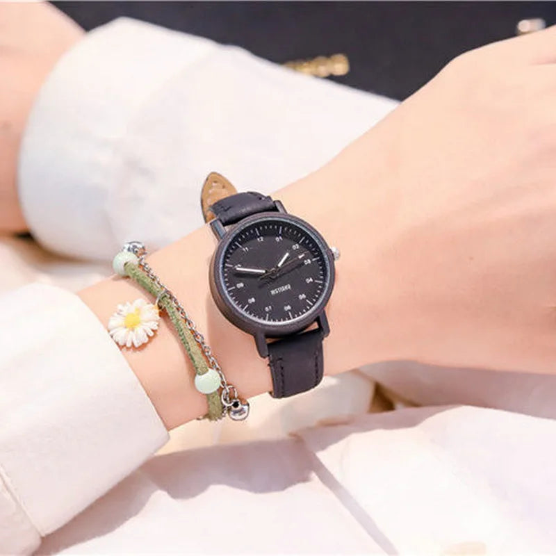 YIKAZE Women's Watches PU Leather Strap Women Quartz Wristwatches Waterproof Round Dial Retro Bracelet Watch Ladies Girls Watch