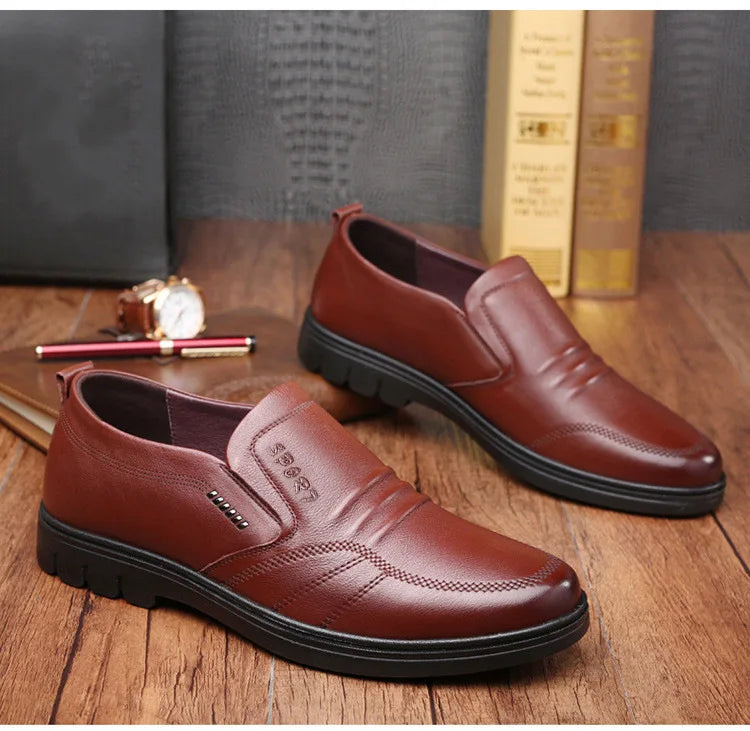 Man Sport Shoe Loafers Men Non-slip Leather Slip-on Black Driving Shoes Sneakers Male Dress Shoes Light Breathable Footwear Flat