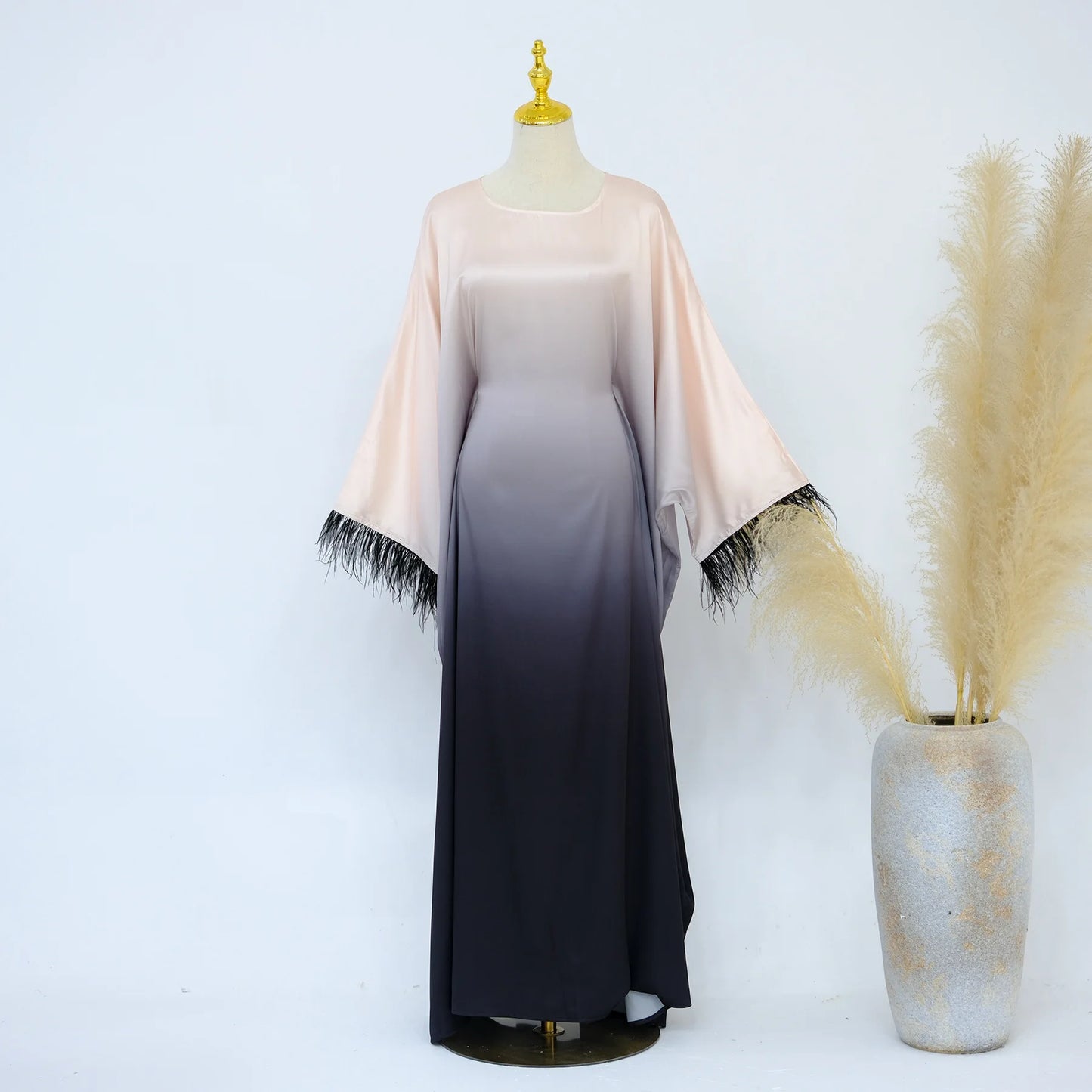 2024 New Dubai Party Dress Muslim Women Abaya Satin Bat Sleeve Feather Sleeves Robe Elegant Female Modest Dresses Islam Clothing