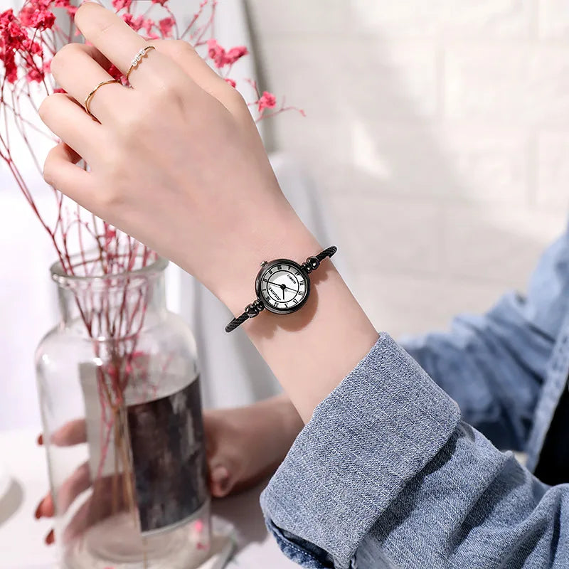 YIKAZE Women Bracelet Watch Small Gold Bangle Women Watches Stainless Steel Retro Ladies Quartz Wristwatch Clock Dress Watch