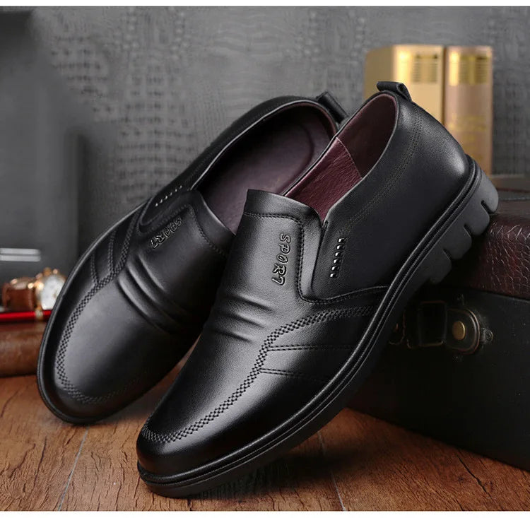 Man Sport Shoe Loafers Men Non-slip Leather Slip-on Black Driving Shoes Sneakers Male Dress Shoes Light Breathable Footwear Flat