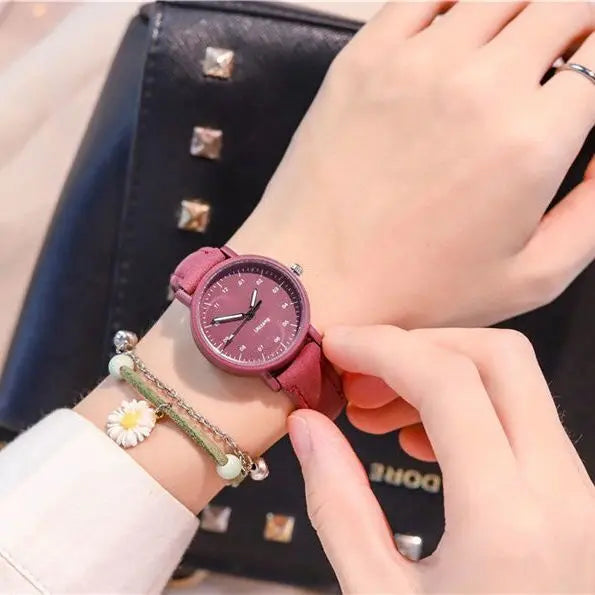 YIKAZE Women's Watches PU Leather Strap Women Quartz Wristwatches Waterproof Round Dial Retro Bracelet Watch Ladies Girls Watch