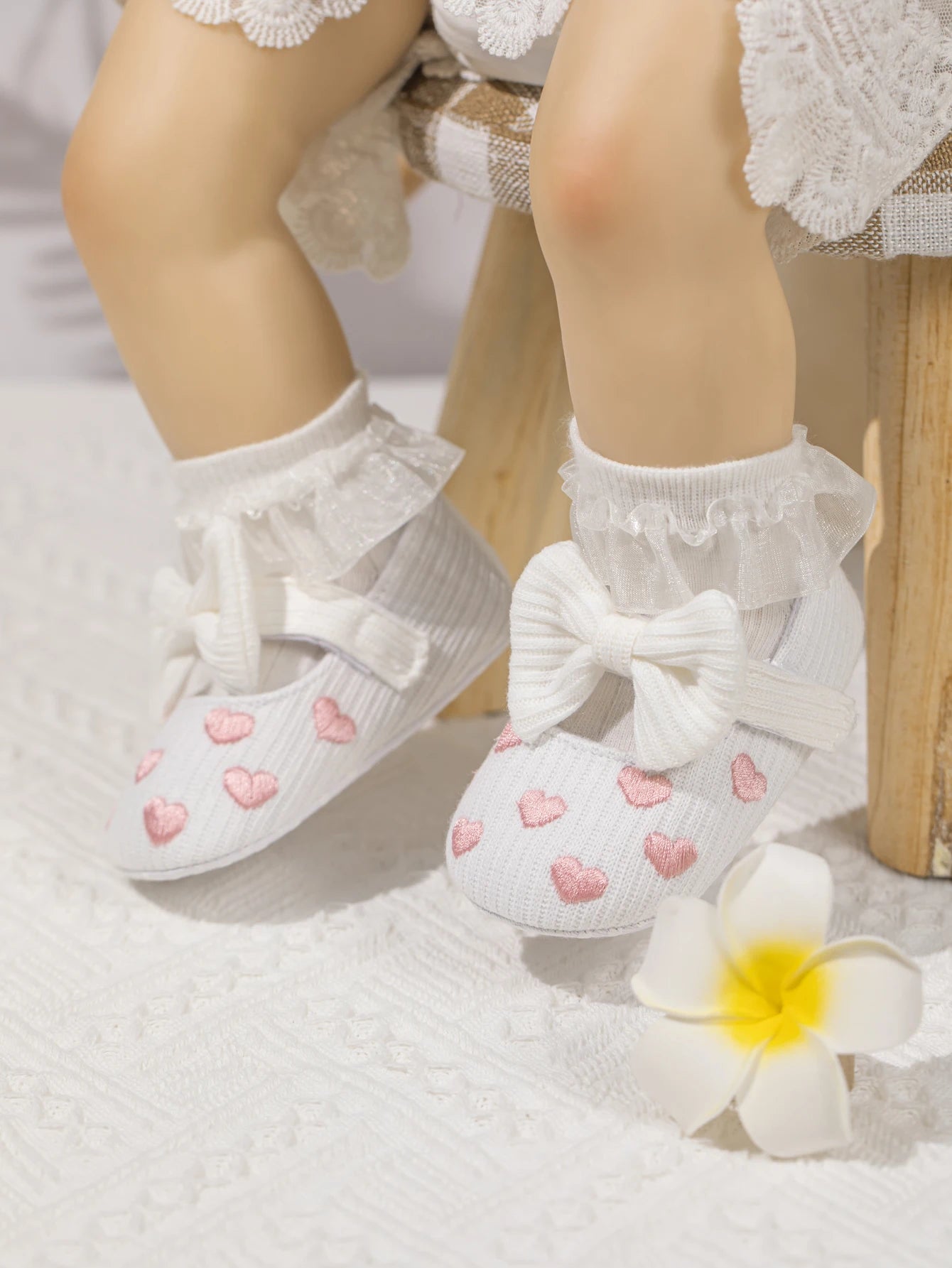 Meckior Spring Autumn Cotton Sole Baby Girl Shoes Newborn Toddler Bow Love First Walkers Anti-slip Baby Casual Shoes Moccasins